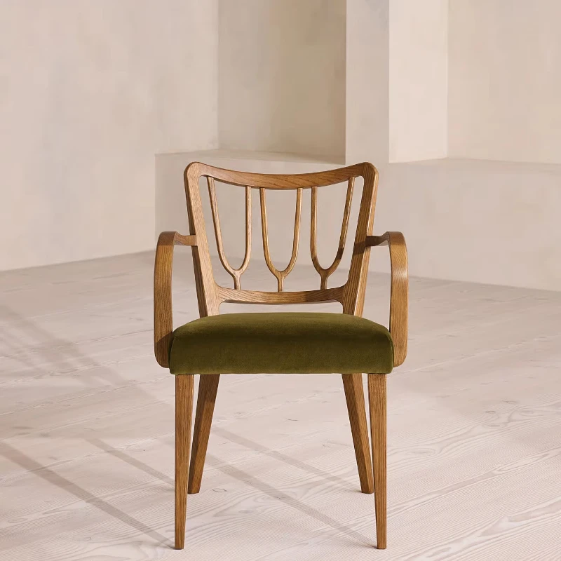 Comfort-centered chair with delicate edge polish, one-piece backrest, durable solid material,
Comfort-centered chair with delicate edge polish, one-piece backrest, durable solid material,