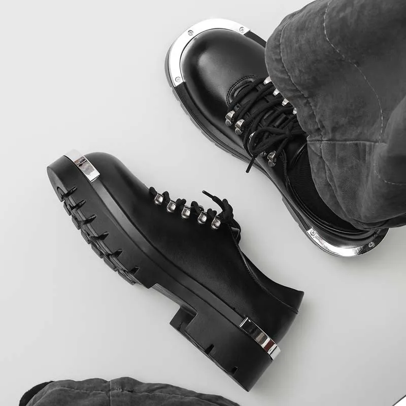 High Quality Men's Punk Metal Toe Cap Derby Shoes Chunky Leather Lace Up Platform Shoes 2026 New Trendy Streetwear Footwear 운동화
High Quality Men's Punk Metal Toe Cap Derby Shoes Chunky Leather Lace Up Platform Shoes 2026 New Trendy Streetwear Footwear 운동화