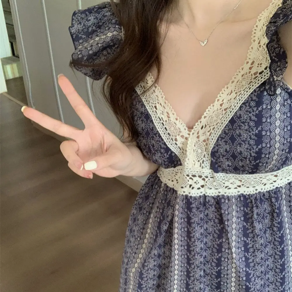 Модное женское пижамное платье с бюстгальтером на груди, кружевная ночная рубашка без рукавов с v-образным вырезом, домашняя одежда, свободные милые ночные рубашки для клуба 
Модное женское пижамное платье с бюстгальтером на груди, кружевная ночная рубашка без рукавов с v-образным вырезом, домашняя одежда, свободные милые ночные рубашки для клуба