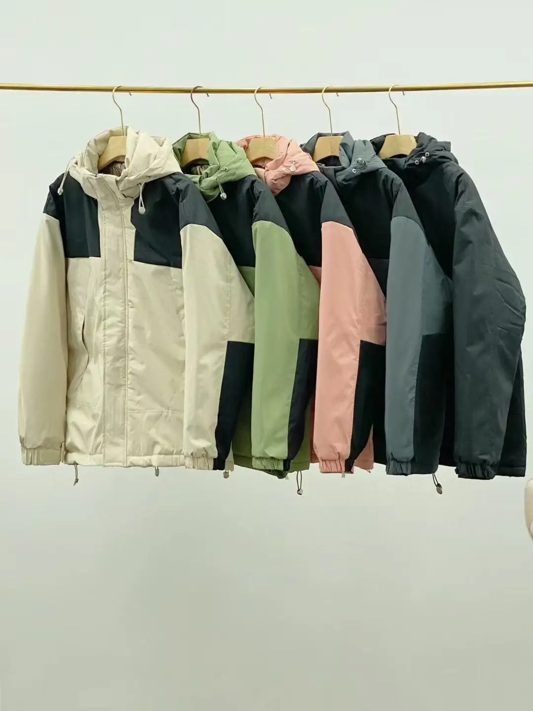 ex Thiened Hooded Cotton Jaet Autumn Winter Warm Workwear Cotton Coat Casual Outerwear for Men And Women
ex Thiened Hooded Cotton Jaet Autumn Winter Warm Workwear Cotton Coat Casual Outerwear for Men And Women