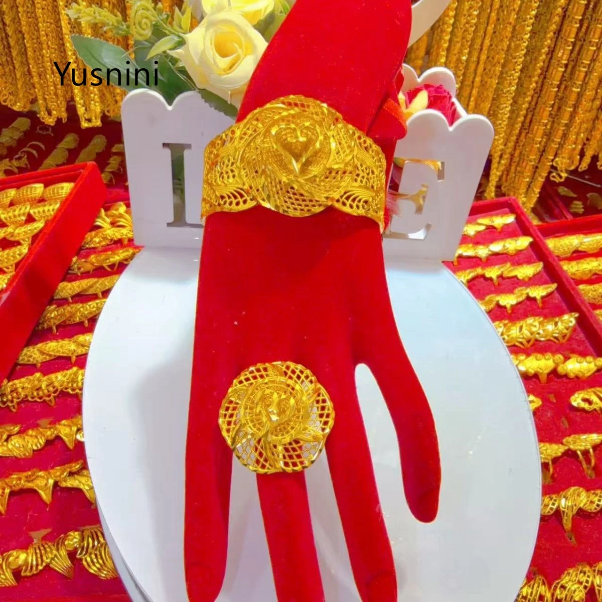New Dubai Fashion 24K Gold Plated Bracelet Ring Exquisite Engagement Party Jewelry Set for Lover
New Dubai Fashion 24K Gold Plated Bracelet Ring Exquisite Engagement Party Jewelry Set for Lover