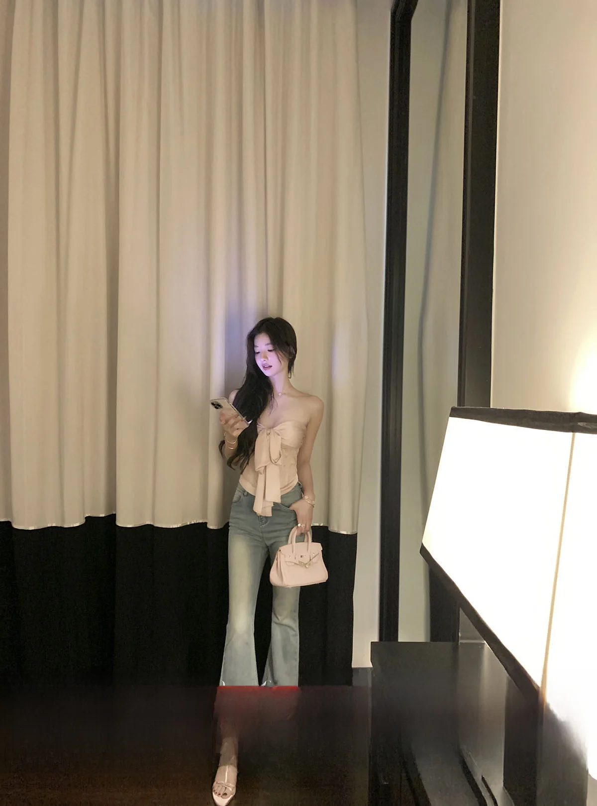 Fashionable High Waist Bell Bottom Jeans Women's Light Blue Casual Spring Slimming Long Pants Stylish YOLI Zhang You Li
Fashionable High Waist Bell Bottom Jeans Women's Light Blue Casual Spring Slimming Long Pants Stylish YOLI Zhang You Li
