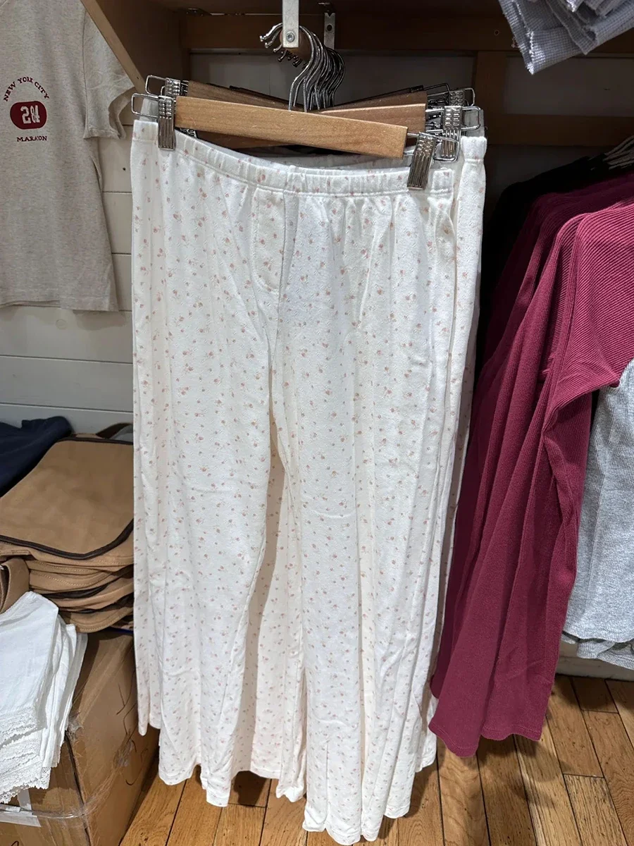 Women Floral Eyelet Straight Pants 2024 Summer Elastic High Waist Casual Wide Leg Trousers Vintage Cotton Home Pajamas Y2K
Women Floral Eyelet Straight Pants 2024 Summer Elastic High Waist Casual Wide Leg Trousers Vintage Cotton Home Pajamas Y2K