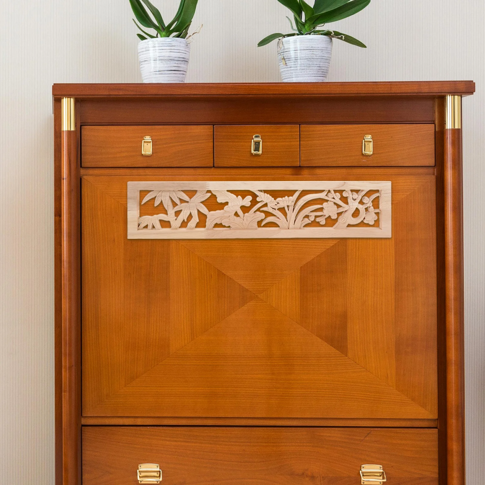 Wood Carved Appliques Decorative Unfinished Wooden Onlays with Classic Flower Carving for Bedroom Furniture Headboards 
Wood Carved Appliques Decorative Unfinished Wooden Onlays with Classic Flower Carving for Bedroom Furniture Headboards
