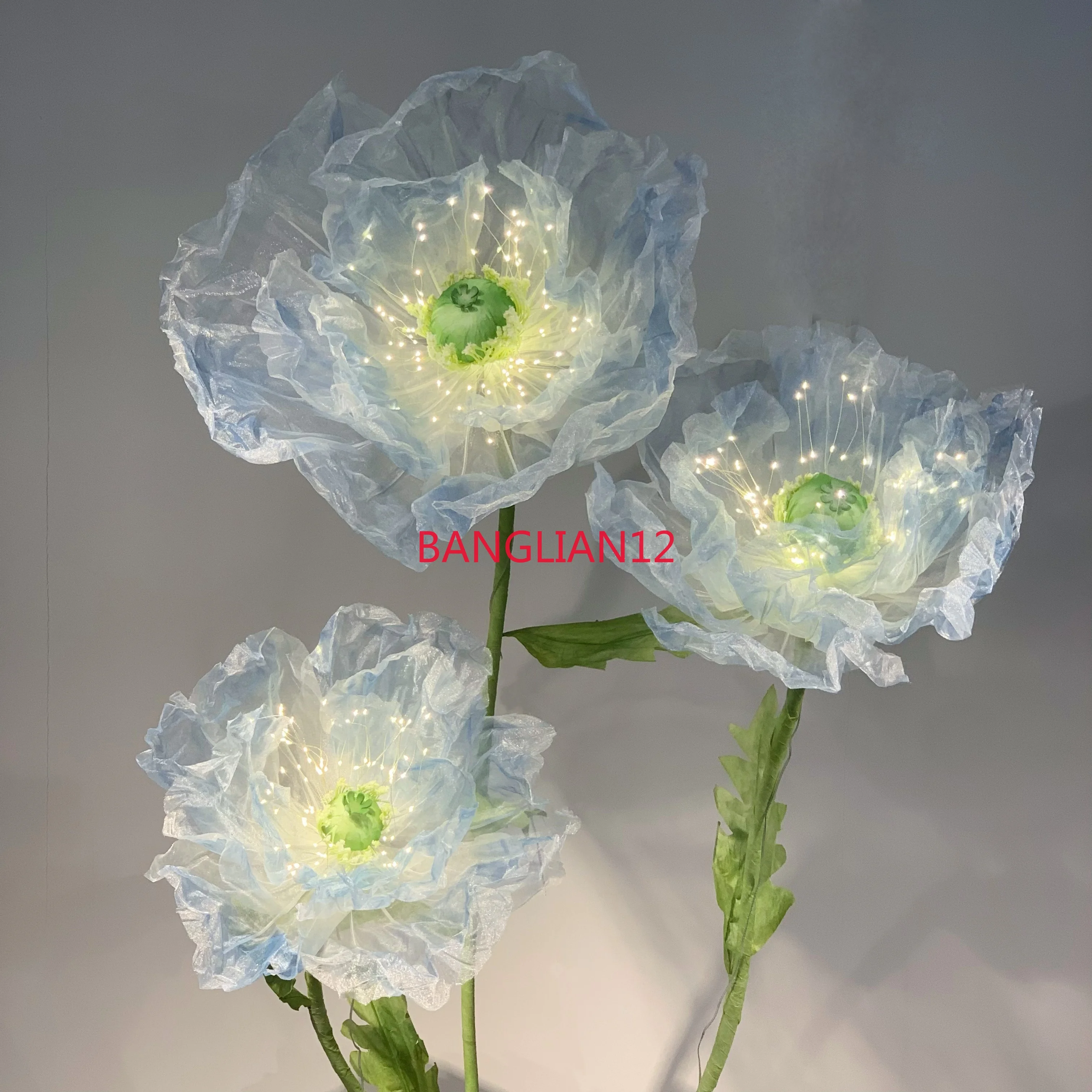 Giant simulated flower home background ornament, handmade silk flower waterproof window arrangement
Giant simulated flower home background ornament, handmade silk flower waterproof window arrangement