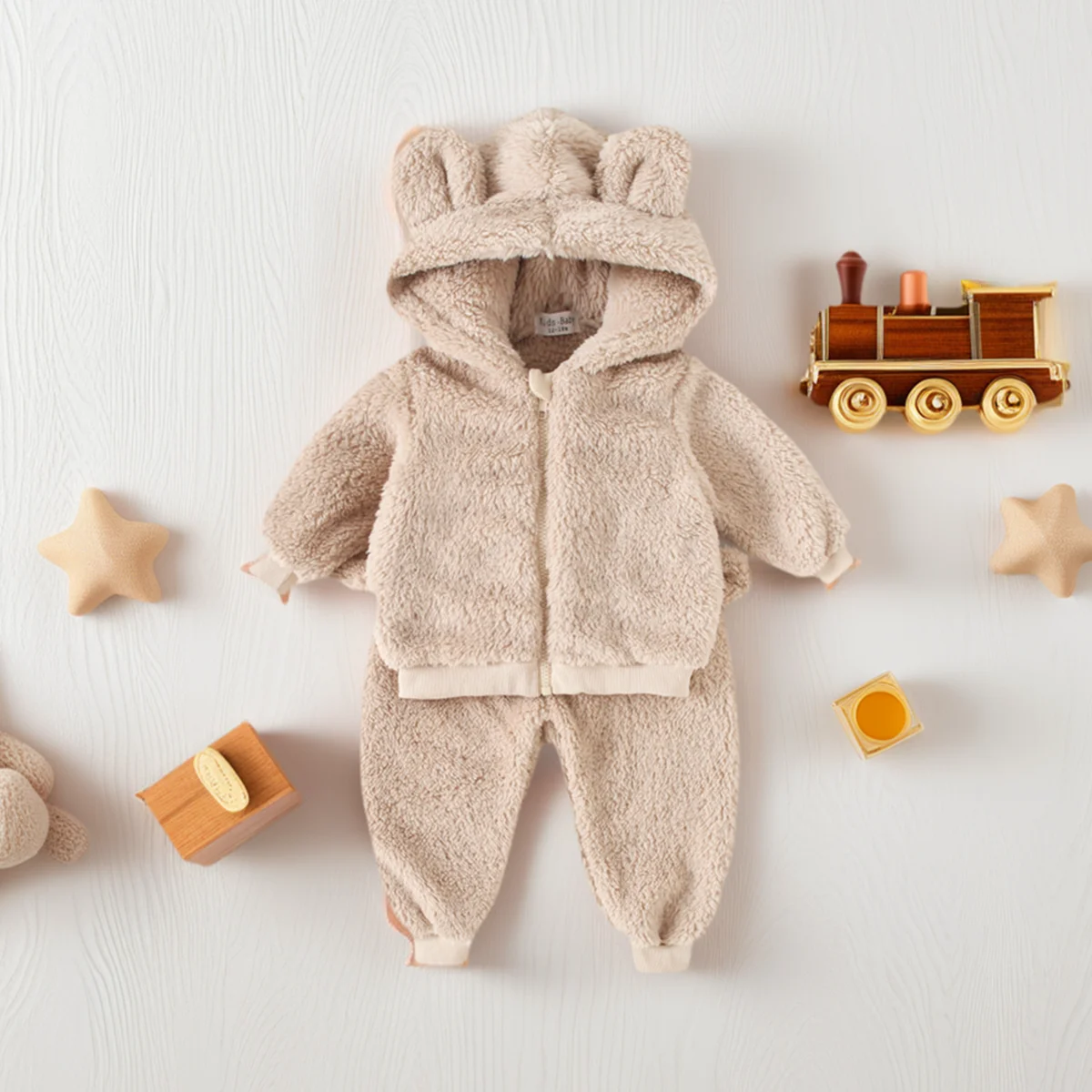 Cute Winter Baby Clothing Sets Long Sleeve Tops Zipper + Long Pants 2Pcs Warm
Cute Winter Baby Clothing Sets Long Sleeve Tops Zipper + Long Pants 2Pcs Warm