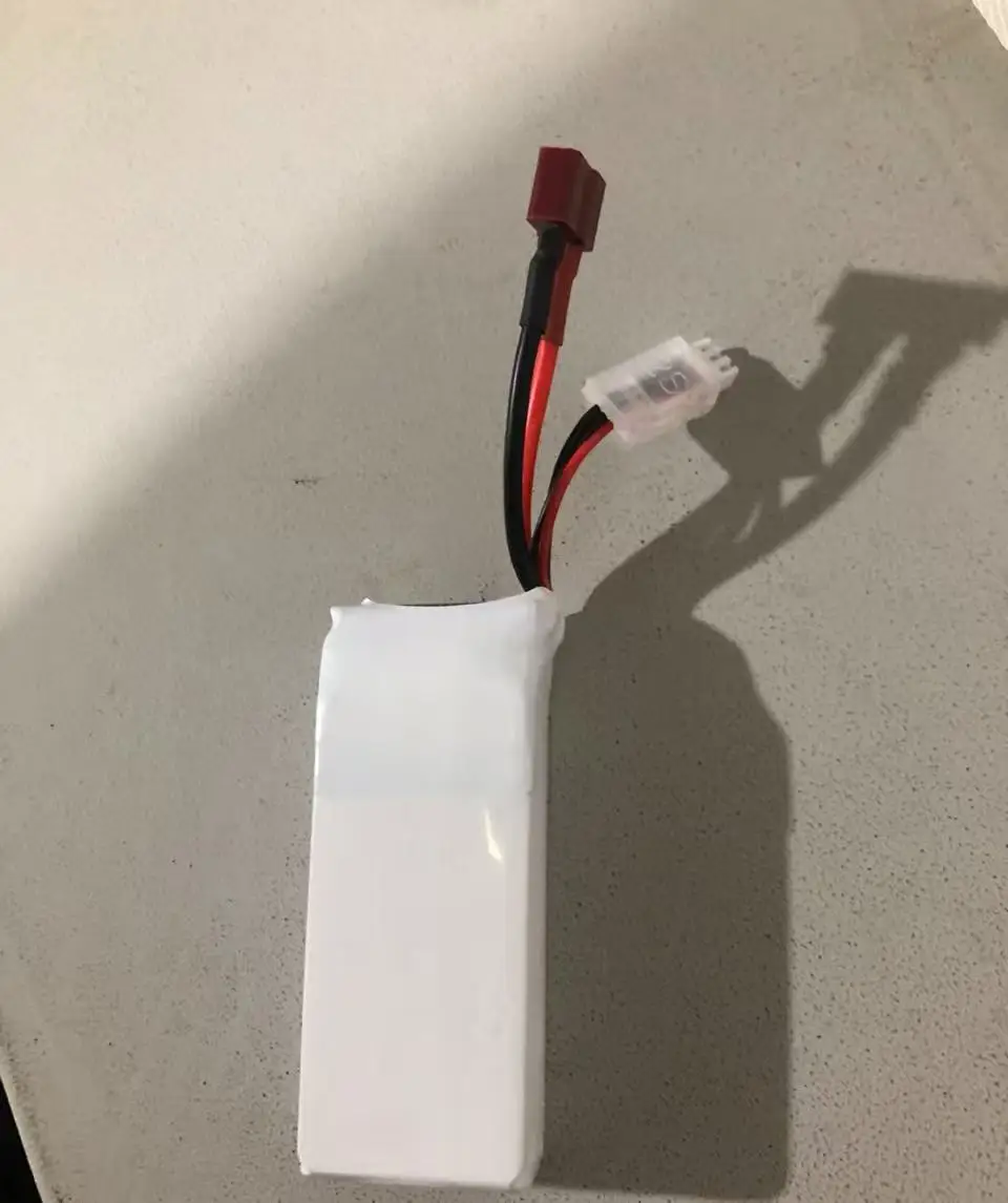 1pcs new for MJX RC 2800mah 11.1v 3s 14301 14302 Lithium battery for car and boat model toys
1pcs new for MJX RC 2800mah 11.1v 3s 14301 14302 Lithium battery for car and boat model toys