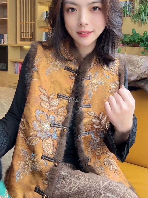 2025 new chinese retro fashion style national ethnic winter tang suit waistcoat embroidery thicked sleeveless cheongsam vest top
2025 new chinese retro fashion style national ethnic winter tang suit waistcoat embroidery thicked sleeveless cheongsam vest top