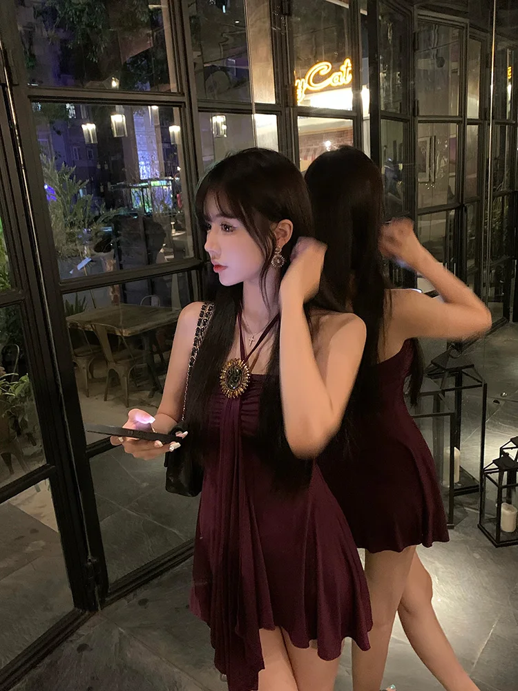 Женский летний топ Liuu Queen of Athens с длинными бретелями и асимметричным подолом в винтажном стиле
Женский летний топ Liuu Queen of Athens с длинными бретелями и асимметричным подолом в винтажном стиле