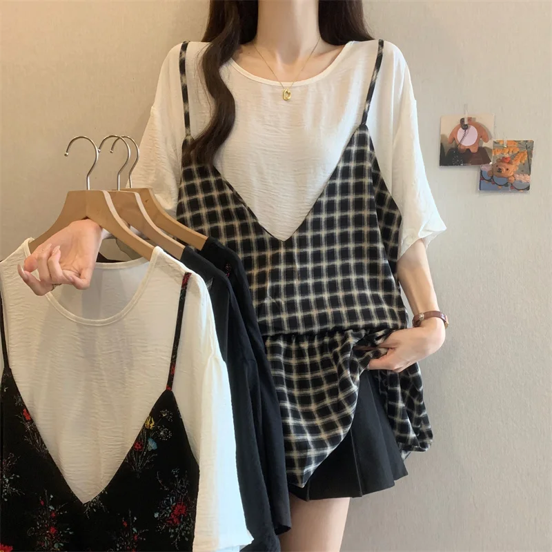 Summer New Plus Size Women's Design Sense Plaid Fake Two-Piece Floral Loose Short Sleeve Trend
Summer New Plus Size Women's Design Sense Plaid Fake Two-Piece Floral Loose Short Sleeve Trend
