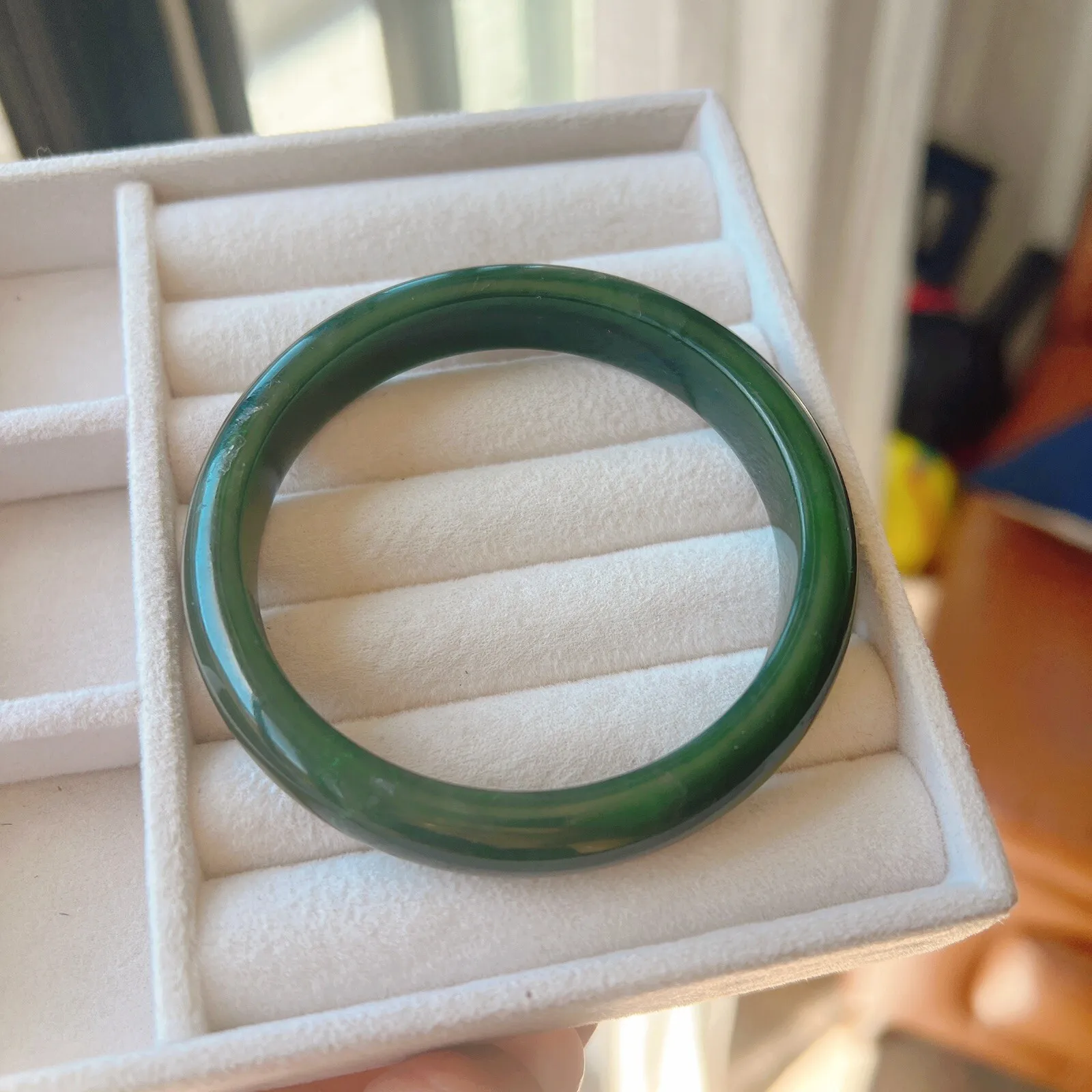Sale! Natural Hetian Green Jade Bangle, 54-64mm Inner Diameter
Sale! Natural Hetian Green Jade Bangle, 54-64mm Inner Diameter
