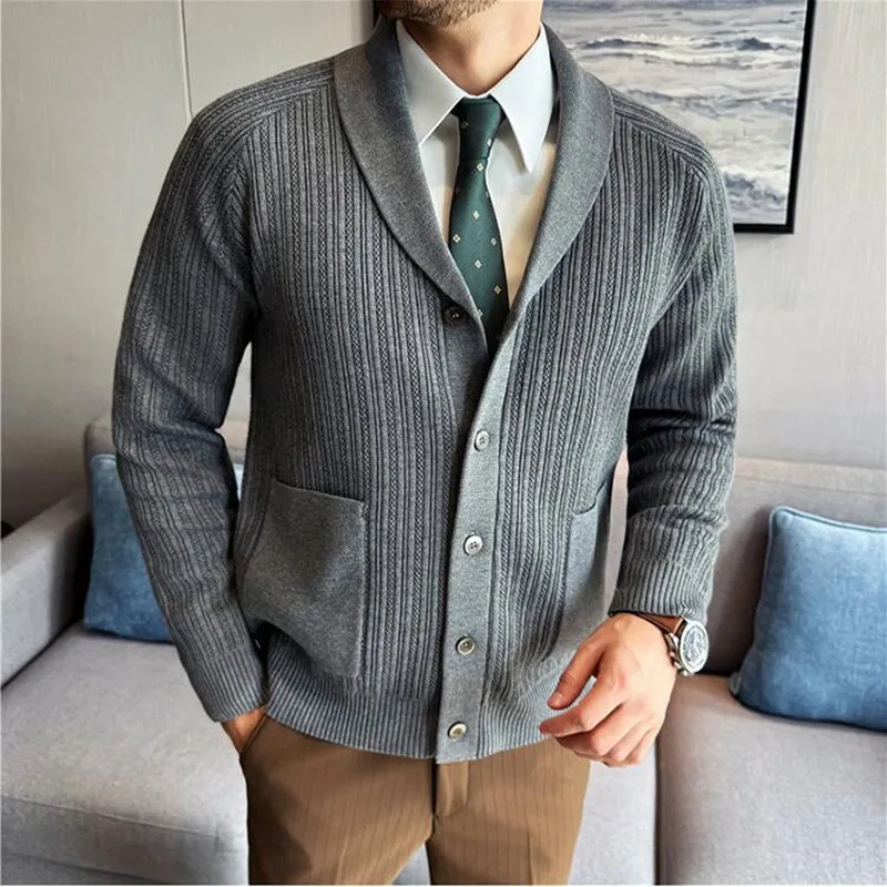 Autumn Winter Fashion Men's Knitted Luxury Buttons Cardigan Sweatercoat Long Sleeve Casual V Neck Striped Thick Sweater Coats
Autumn Winter Fashion Men's Knitted Luxury Buttons Cardigan Sweatercoat Long Sleeve Casual V Neck Striped Thick Sweater Coats