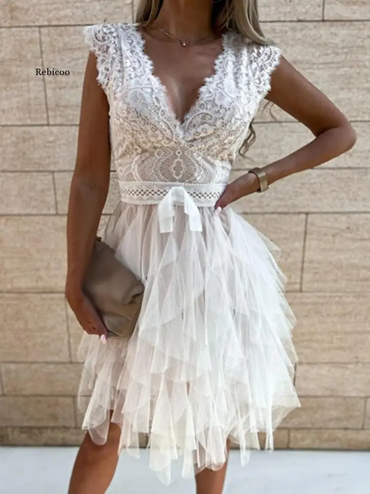 Women Elegant Solid Sleeveless Irregular Mini Dress 2022 Summer Fashion V Neck Embroidery Lace Dress Ladies Casual Party Dresses
Women Elegant Solid Sleeveless Irregular Mini Dress 2022 Summer Fashion V Neck Embroidery Lace Dress Ladies Casual Party Dresses