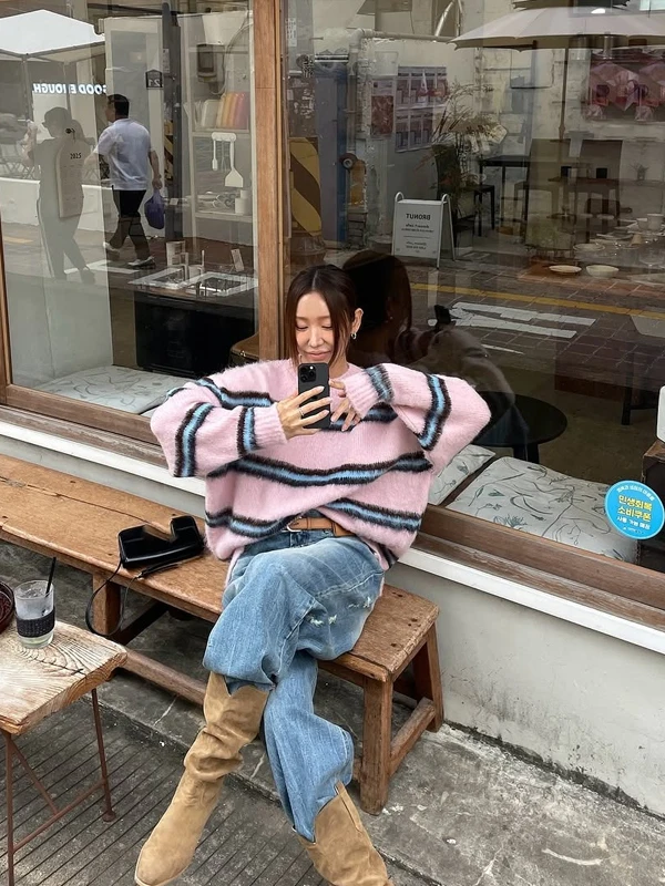 Faionable Stripe Knit Sweater round Ne Loose Women's Outerwear Design Sensation Chic Age-Defng Crew Ne Knitted Sweater
Faionable Stripe Knit Sweater round Ne Loose Women's Outerwear Design Sensation Chic Age-Defng Crew Ne Knitted Sweater