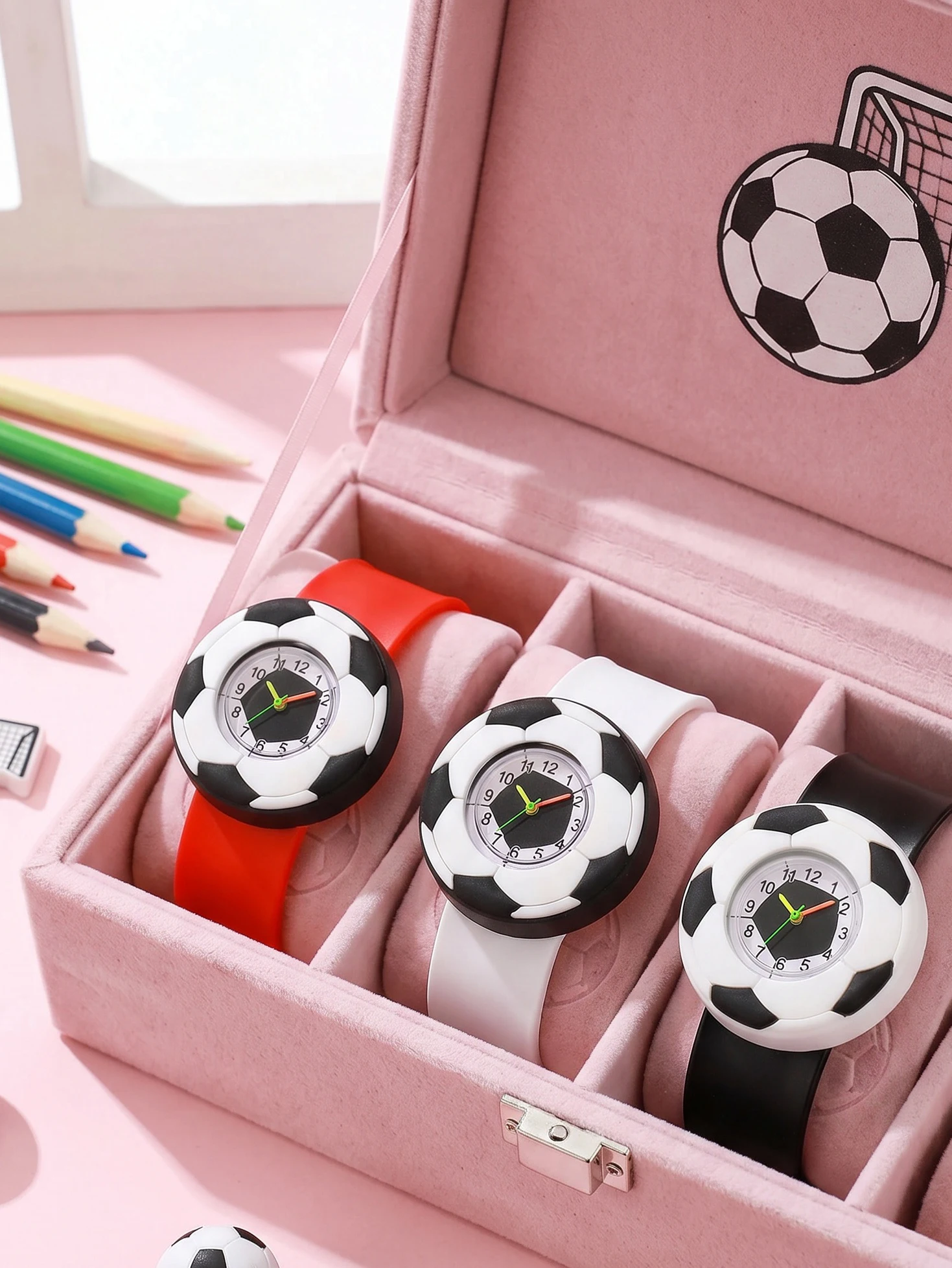 1Pcs/3Pcs Kids Football Silicone Quartz Watch, No Box for Back To School, Vacation & Holiday Boys Sports Wristwatch
1Pcs/3Pcs Kids Football Silicone Quartz Watch, No Box for Back To School, Vacation & Holiday Boys Sports Wristwatch