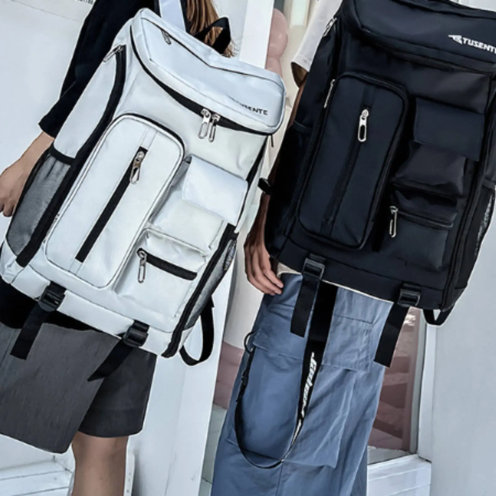Badminton Backpack Multi Pocket Tennis Racket Backpack for Men
Badminton Backpack Multi Pocket Tennis Racket Backpack for Men