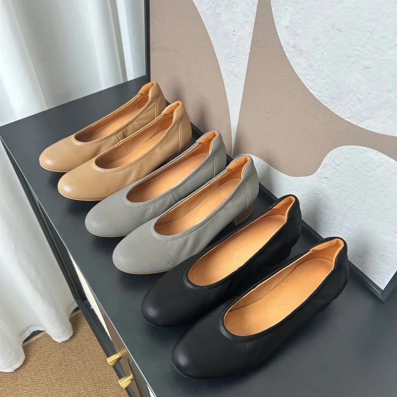Lambskin Fabric Non-slip Rubber Outsole New Zealand Deerskin Foot Pads Leather Comfortable Grey Women's Shoes Work Shoes
Lambskin Fabric Non-slip Rubber Outsole New Zealand Deerskin Foot Pads Leather Comfortable Grey Women's Shoes Work Shoes