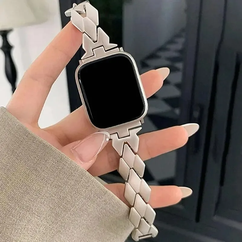Starlight Metal Bracelet For Apple Watch Band 8 7 6 3 4 5 SE Women Strap For IWatch Ultra 41mm 38mm 40mm 49 42 44 45
Starlight Metal Bracelet For Apple Watch Band 8 7 6 3 4 5 SE Women Strap For IWatch Ultra 41mm 38mm 40mm 49 42 44 45