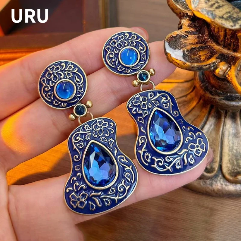Fashion Jewelry Luxury Temperament Irregular Geometric Teardrop Tassel Earrings For Women Female Gifts 2025 Trend New
Fashion Jewelry Luxury Temperament Irregular Geometric Teardrop Tassel Earrings For Women Female Gifts 2025 Trend New