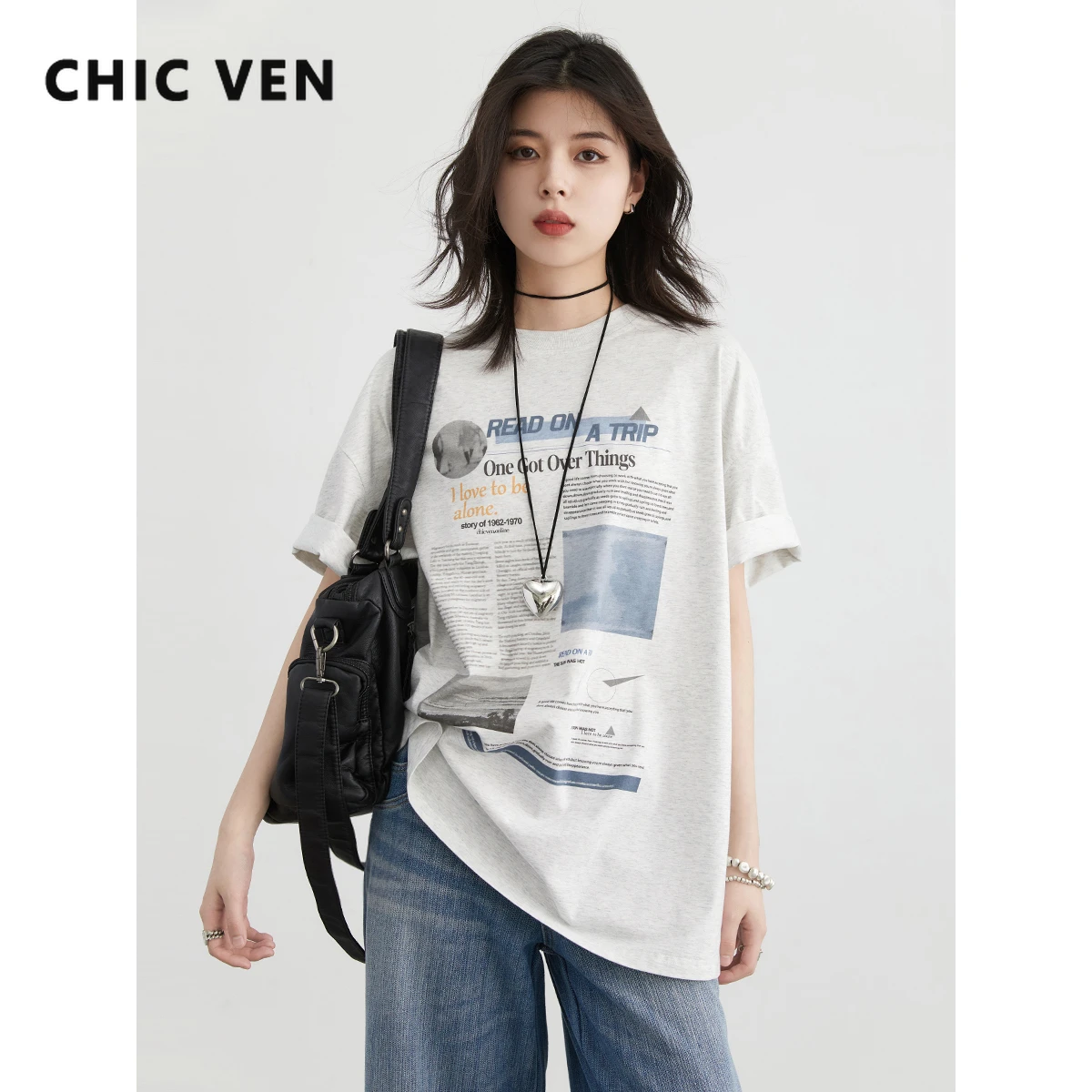 CHIC VEN Women T-Shirts Loose New Retro Round Neck Newspaper Print Short Sleeve Tees Loose Female Top Summer 2024
CHIC VEN Women T-Shirts Loose New Retro Round Neck Newspaper Print Short Sleeve Tees Loose Female Top Summer 2024