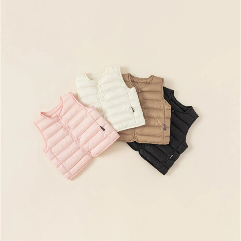 Autumn and Winter Boys and Girls Vest Solid Color White Down Children's Casual Vest White Down Boys Wear a Coat
Autumn and Winter Boys and Girls Vest Solid Color White Down Children's Casual Vest White Down Boys Wear a Coat