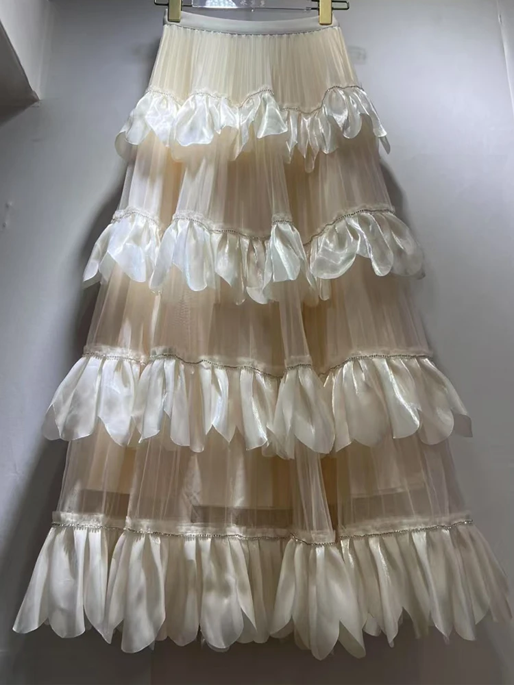 Fashion gauze skirt design layer upon layer cake skirt 2025 spring and summer new high waist slim hip-covered A-line skirt
Fashion gauze skirt design layer upon layer cake skirt 2025 spring and summer new high waist slim hip-covered A-line skirt