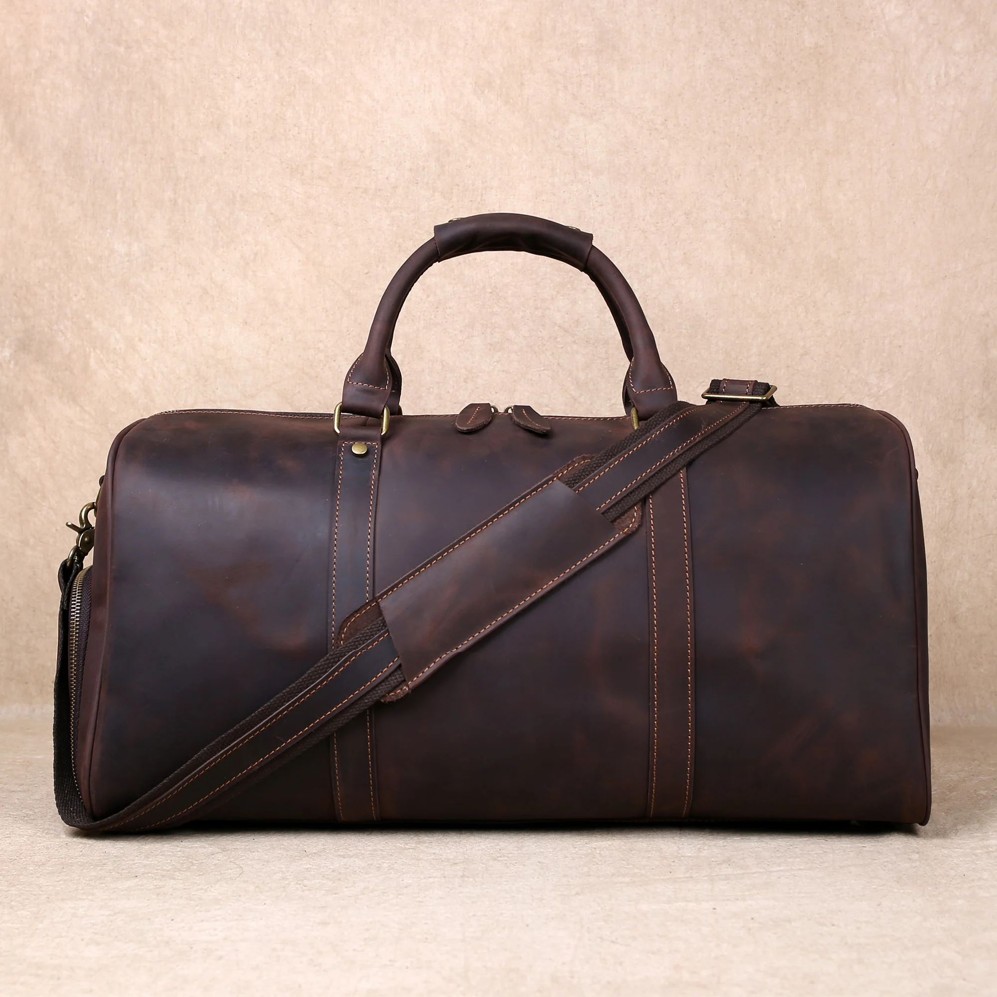 Classic Retro Leather Travel Bag, Hand-Held Bag, Top Layer Cowhide Travel Bag, Single-Shoulder Crossbody Bag
Classic Retro Leather Travel Bag, Hand-Held Bag, Top Layer Cowhide Travel Bag, Single-Shoulder Crossbody Bag