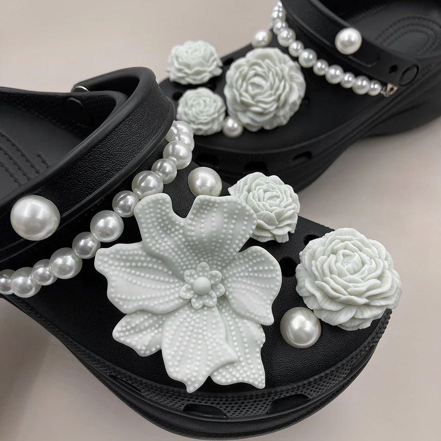 15 шт., 3D цветок камелии, АБС-пластик, жемчужная цепочка, подвески, съемные украшения для обуви, подходят для Crocs, сабо, идея подарка на вечеринку
15 шт., 3D цветок камелии, АБС-пластик, жемчужная цепочка, подвески, съемные украшения для обуви, подходят для Crocs, сабо, идея подарка на вечеринку