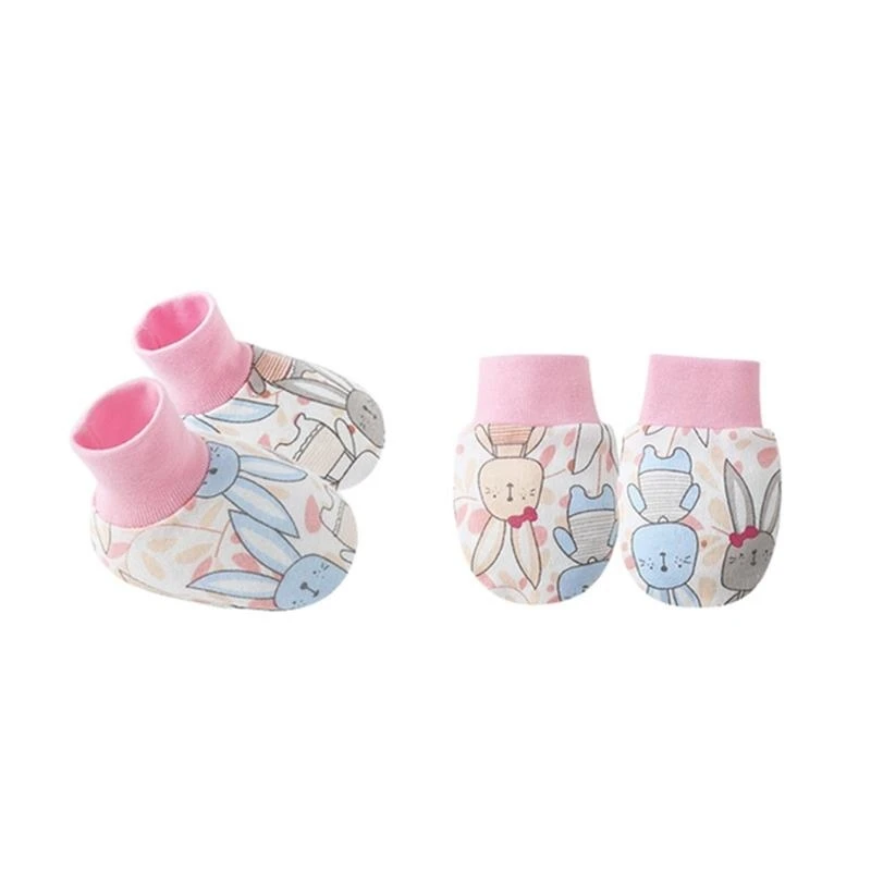 Cartoon Baby Mittens and Booties Socks Set for Boys and Girls Aged 0-6 Months 425F
Cartoon Baby Mittens and Booties Socks Set for Boys and Girls Aged 0-6 Months 425F