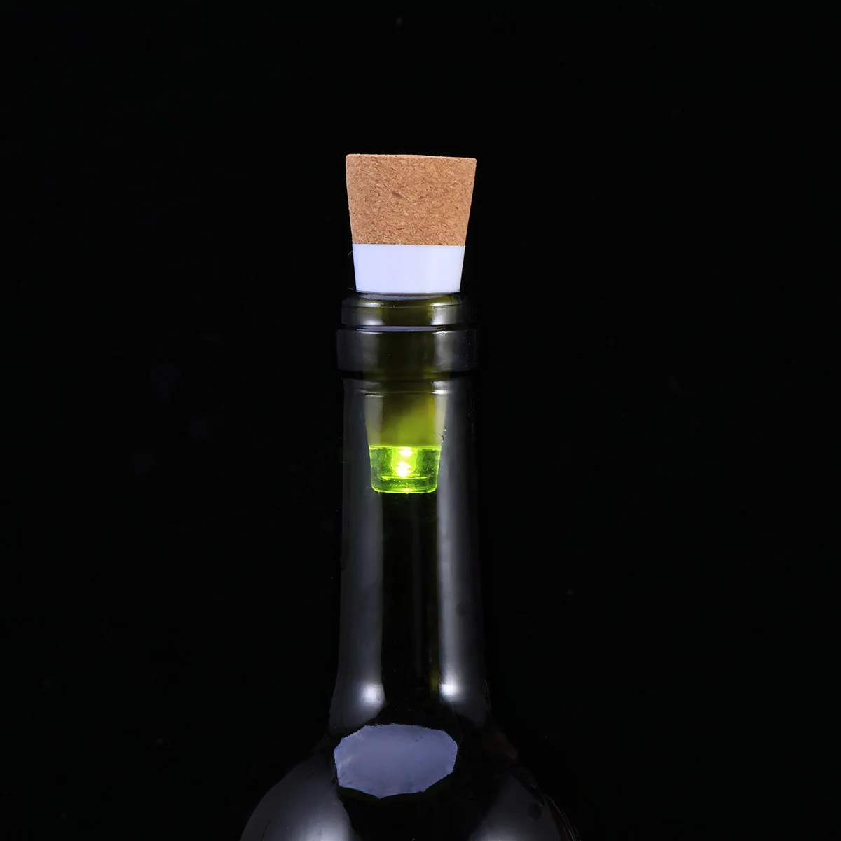 Wine Bottle Fairy Lights Glowing Cap Corks Led Glass Christmas Party Decorations 
Wine Bottle Fairy Lights Glowing Cap Corks Led Glass Christmas Party Decorations