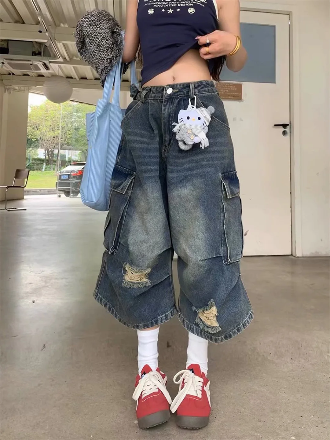 Summer 2026 Vintage High Waist Distressed Seven-Foot Women's Jeans Loose Fit Pear Shape Body American Style Straight Leg Jeans
Summer 2026 Vintage High Waist Distressed Seven-Foot Women's Jeans Loose Fit Pear Shape Body American Style Straight Leg Jeans