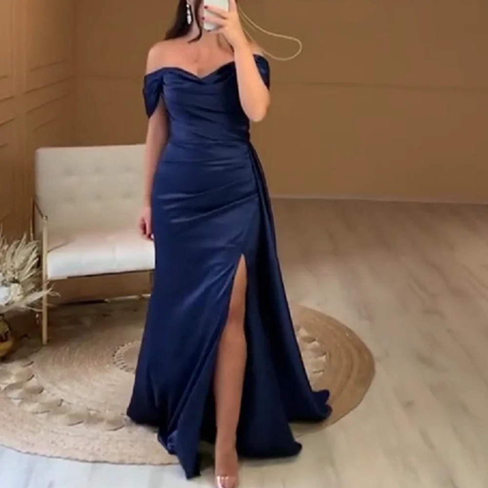 Off the Shoulder Ruched Long Stretch Satin Evening Maxi Dress with Ribbon Pleated Leg Split Formal Prom Gown
Off the Shoulder Ruched Long Stretch Satin Evening Maxi Dress with Ribbon Pleated Leg Split Formal Prom Gown