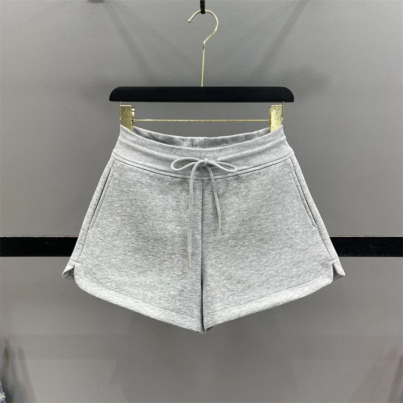 New Yoga Shorts for Women Accolade Shorts Short Drawstring Jogging Fitness Casual Loose Comfortable Fitness Pocket Shorts Wh3
New Yoga Shorts for Women Accolade Shorts Short Drawstring Jogging Fitness Casual Loose Comfortable Fitness Pocket Shorts Wh3