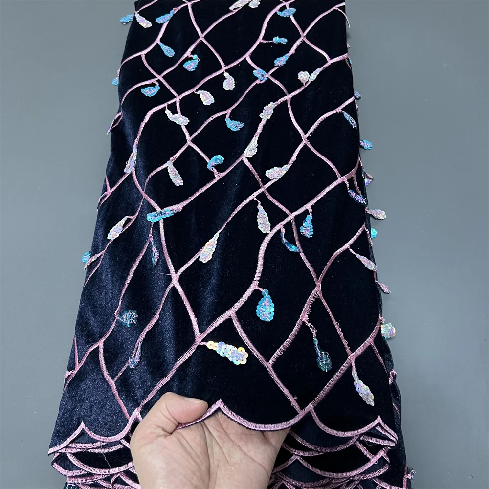 African Nigerian High-Quality Tulle Lace Fabric with Sequins Embroidery Sewing Guipure Velvet for Prom Dresses PS0082 5 Yards
African Nigerian High-Quality Tulle Lace Fabric with Sequins Embroidery Sewing Guipure Velvet for Prom Dresses PS0082 5 Yards