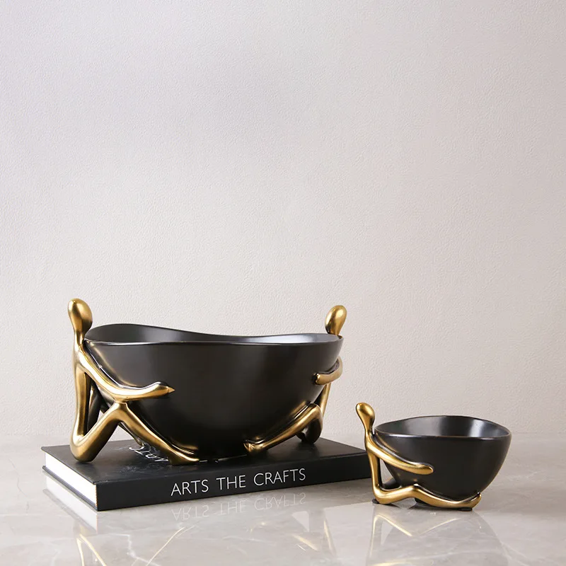 Modern simple ceramic villain fruit pot light luxury dining room living room, home handicraft ornament fruit plate
Modern simple ceramic villain fruit pot light luxury dining room living room, home handicraft ornament fruit plate