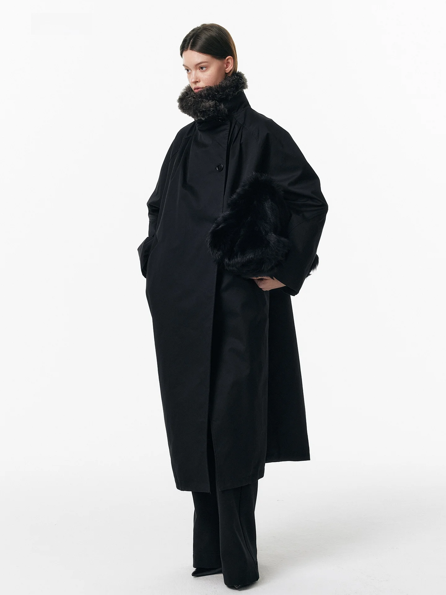 ALINNV Длинное пуховое пальто для женщин: модная теплая верхняя одежда для города, высококачественное белое пуховое пальто с меховым воротником
ALINNV Длинное пуховое пальто для женщин: модная теплая верхняя одежда для города, высококачественное белое пуховое пальто с меховым воротником