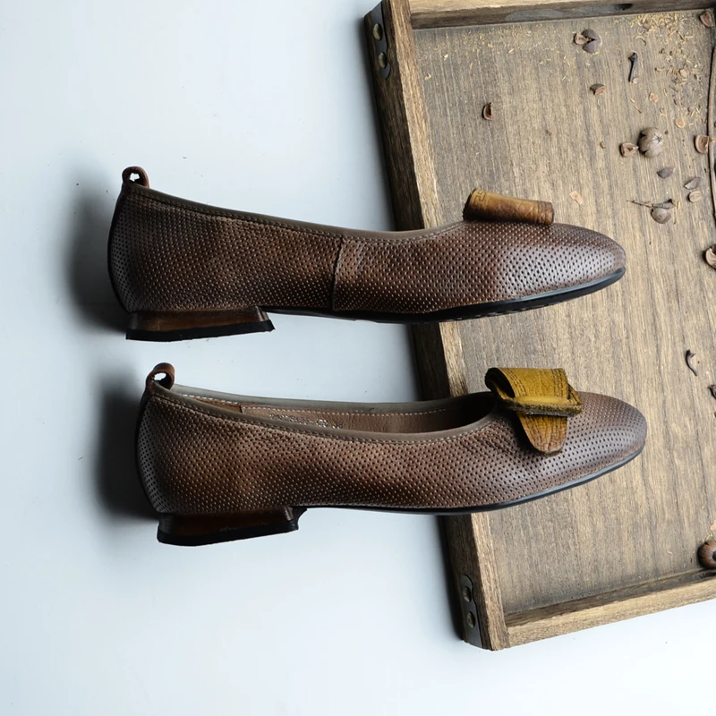Retro Colored Leather Flat Bottom round Head Low Heel Grandmother Shoes Women Casual Comfortable Fashion Single Shoes
Retro Colored Leather Flat Bottom round Head Low Heel Grandmother Shoes Women Casual Comfortable Fashion Single Shoes