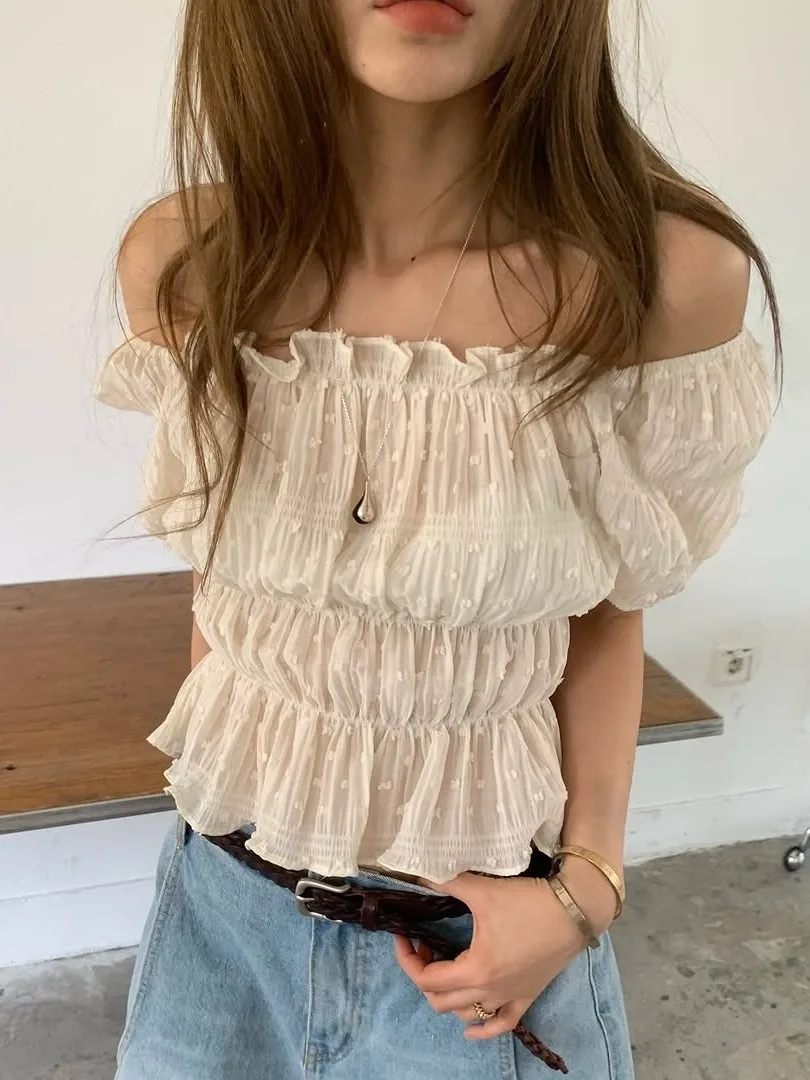 Korean Style Polka Dot Embroidery Short Sleeve Women's Shirt Slimming Waist Design Summer Fashion Chic Shoulder Baring Top
Korean Style Polka Dot Embroidery Short Sleeve Women's Shirt Slimming Waist Design Summer Fashion Chic Shoulder Baring Top