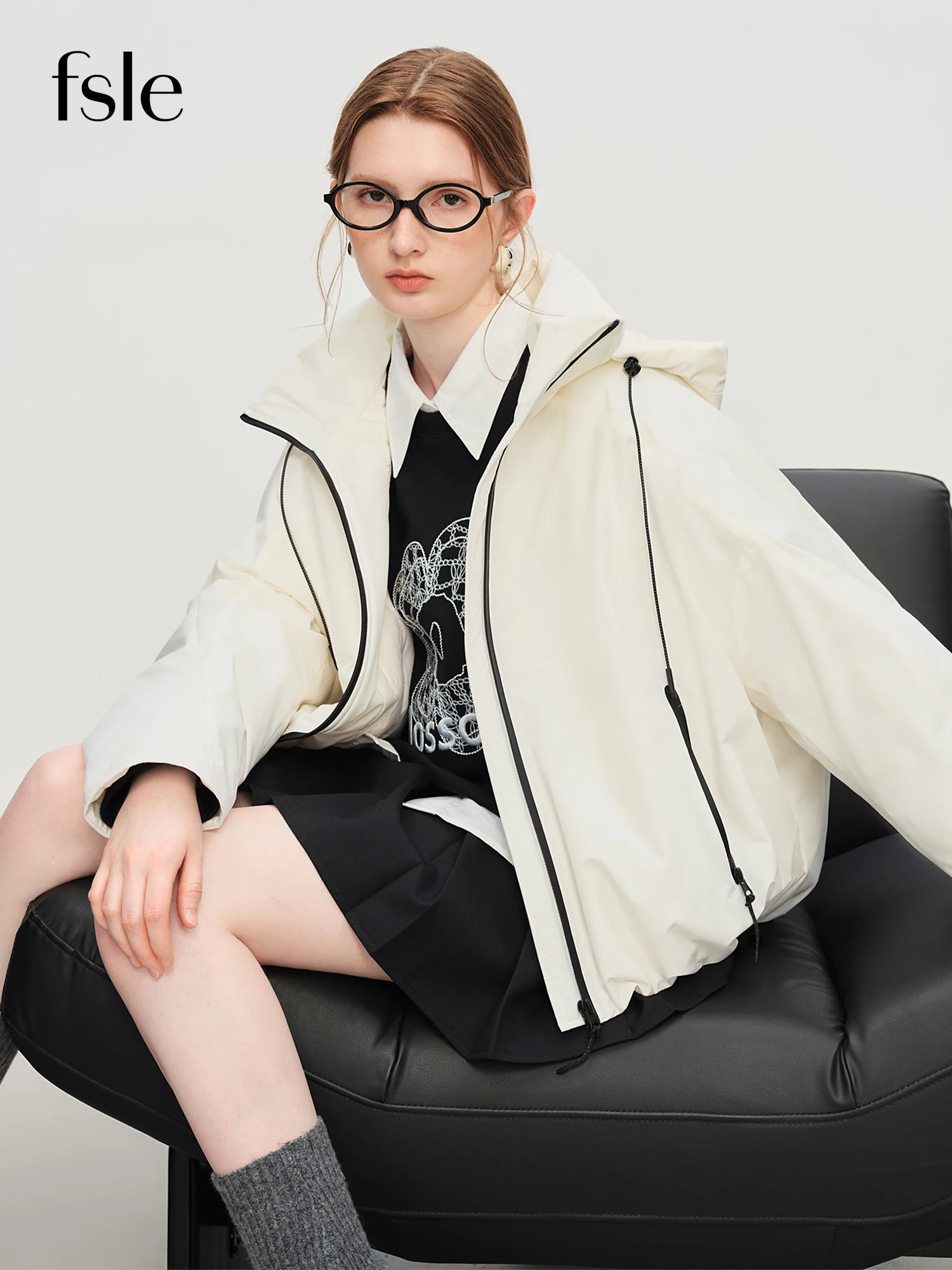 FSLE 2025 Winter Women's Light Outdoor Hooded Down Jacket Waterproof Downcoat Warm Windproof Puffer Jacket for Hiking Travel
FSLE 2025 Winter Women's Light Outdoor Hooded Down Jacket Waterproof Downcoat Warm Windproof Puffer Jacket for Hiking Travel