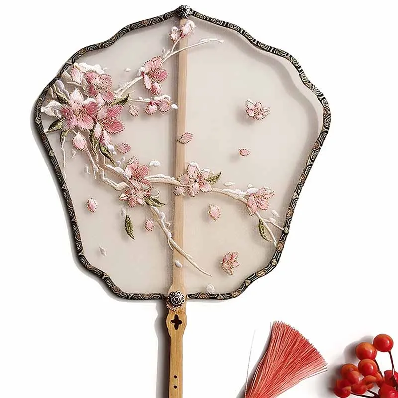 Chinese Traditional Round Fan with Bamboo Hanfu Hand Fan Vintage Embroidered Handheld Fan Hanfu Accessory for Wedding
Chinese Traditional Round Fan with Bamboo Hanfu Hand Fan Vintage Embroidered Handheld Fan Hanfu Accessory for Wedding