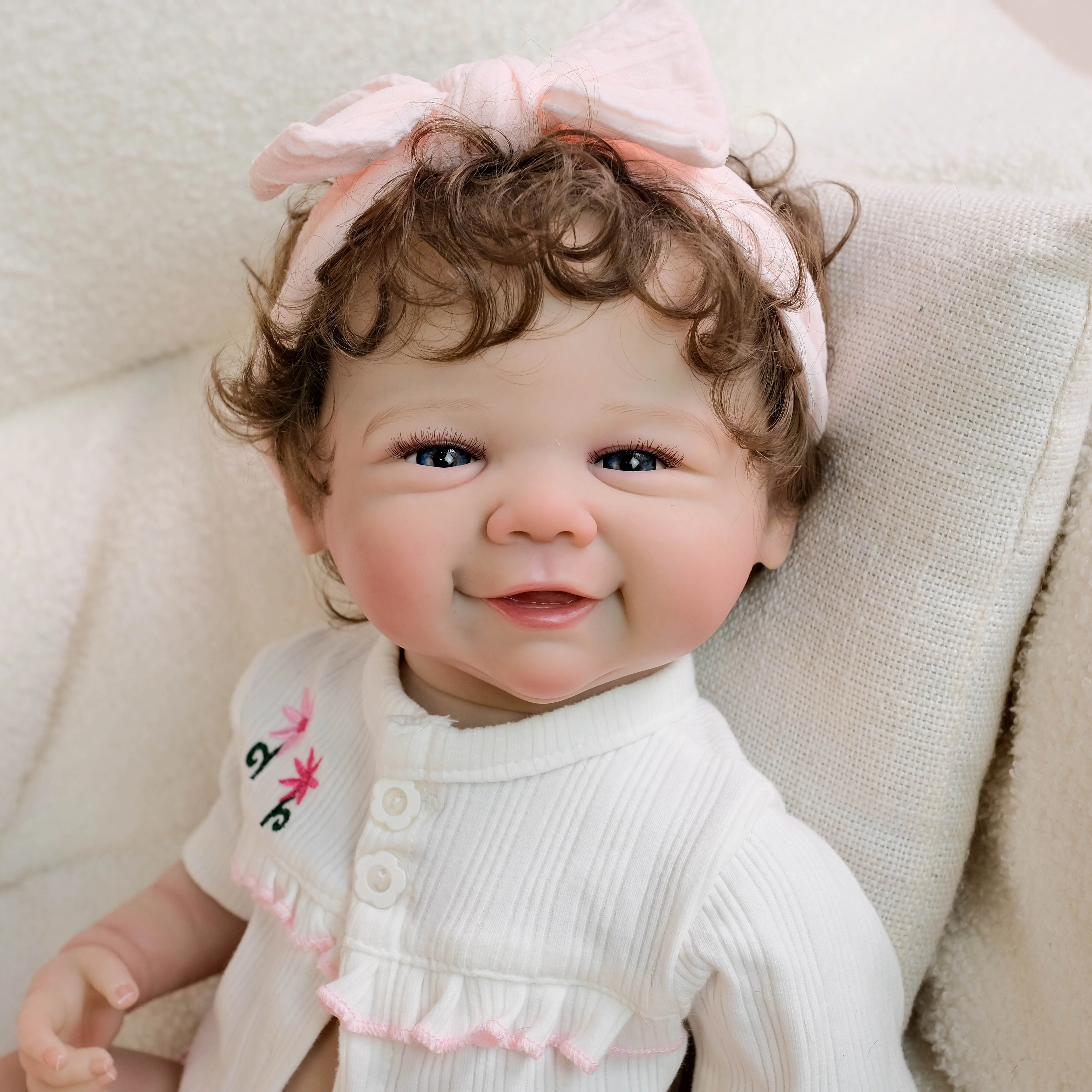 19 inch/48cm Revival Doll, Realistic Soft Touch 3D Skin, Fine Painting, Handmade Hair Transplant, Vinyl Doll, Suitable as Children's Birthday, Christmas/New Year Gift
19 inch/48cm Revival Doll, Realistic Soft Touch 3D Skin, Fine Painting, Handmade Hair Transplant, Vinyl Doll, Suitable as Children's Birthday, Christmas/New Year Gift