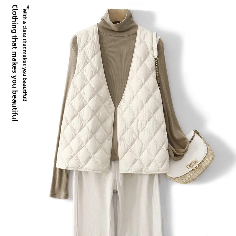 Faionable Lightweight down Cotton Vest Women's V-Ne Tank Top Inner Wear oulder Pad Autumn Winter Outerwear Warm Coat
Faionable Lightweight down Cotton Vest Women's V-Ne Tank Top Inner Wear oulder Pad Autumn Winter Outerwear Warm Coat