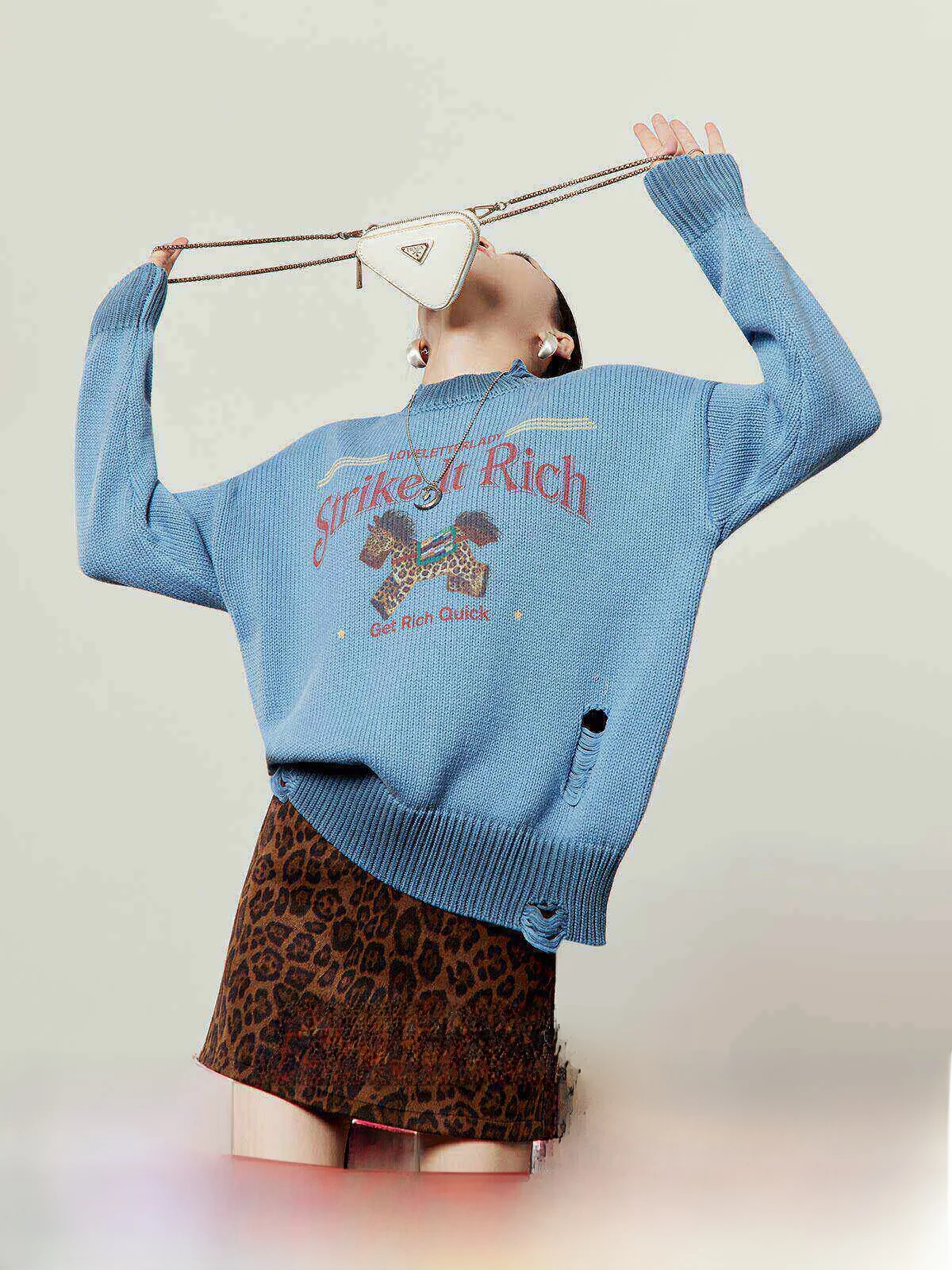 Blue Knitted Print Sweater for Women Loose Fit Casual Style Spring New Arrival Pattern Casual Knitwear by Zhou Li Wu
Blue Knitted Print Sweater for Women Loose Fit Casual Style Spring New Arrival Pattern Casual Knitwear by Zhou Li Wu