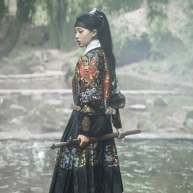 Chinese Ming Hanfu men's and women's flying fish suit Chinese wind spring and summer
Chinese Ming Hanfu men's and women's flying fish suit Chinese wind spring and summer