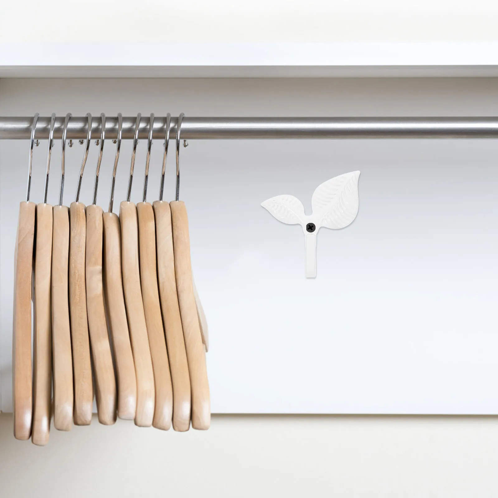4pcs Leaf Shaped Hooks Vintage Iron Wall Mounted Coat Hanger Home Decor Leaf Hook Clothes Hat Bag Key Storage Solution
4pcs Leaf Shaped Hooks Vintage Iron Wall Mounted Coat Hanger Home Decor Leaf Hook Clothes Hat Bag Key Storage Solution