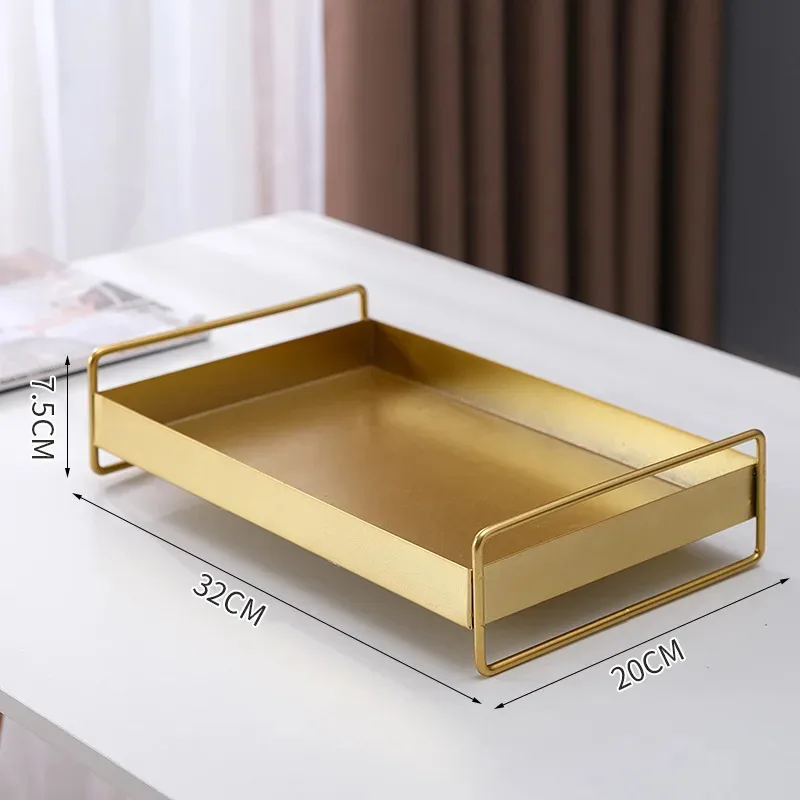 1 Nordic style metal tray, suitable for entering homes, bathrooms, living rooms, bedrooms, and holiday gifts
1 Nordic style metal tray, suitable for entering homes, bathrooms, living rooms, bedrooms, and holiday gifts