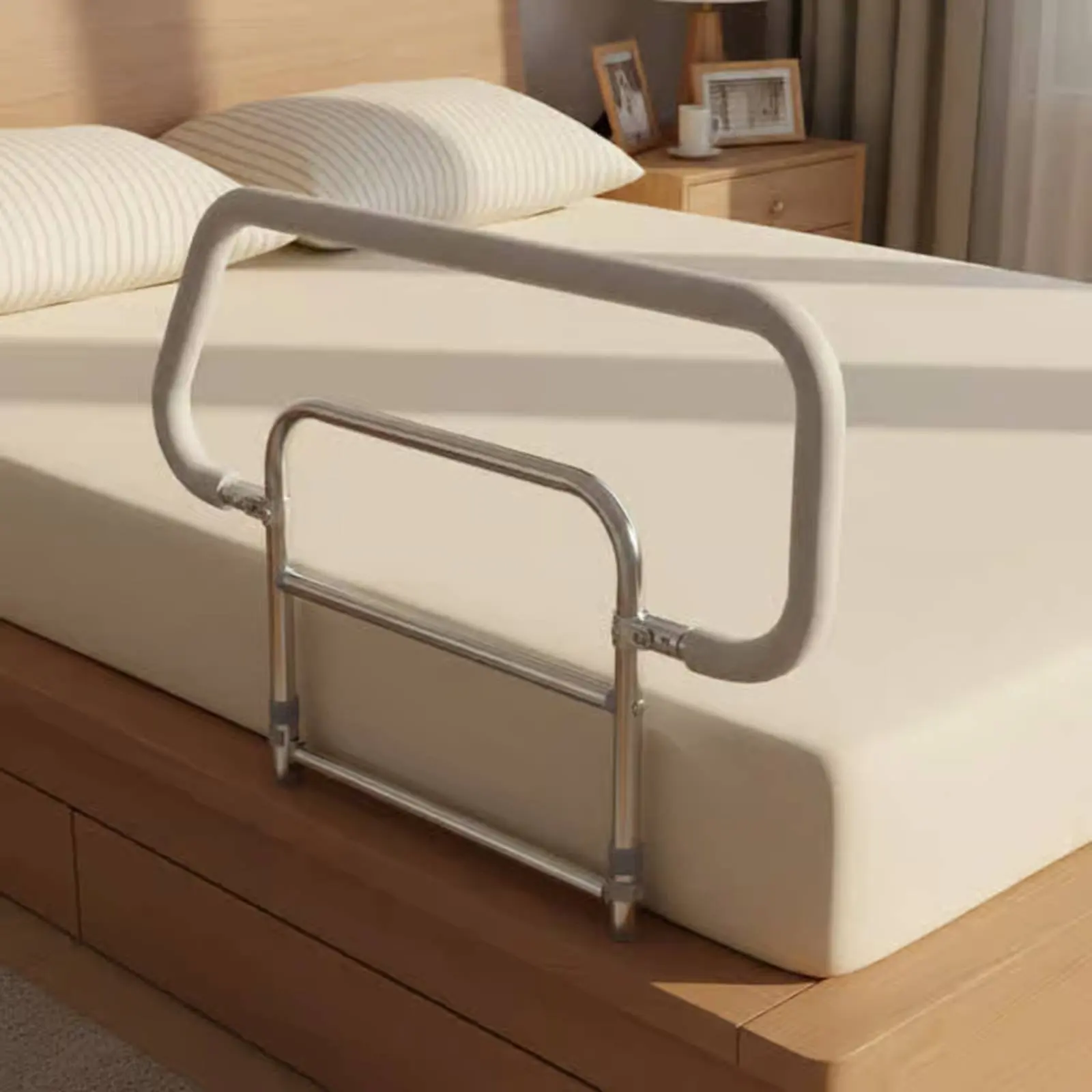 Bedside Fall Protection Rail Non-Slip Grip Bedside Safety Handle Bed Assist Rail No-Tools-Needed Assembly Mobility Aid Foldable
Bedside Fall Protection Rail Non-Slip Grip Bedside Safety Handle Bed Assist Rail No-Tools-Needed Assembly Mobility Aid Foldable