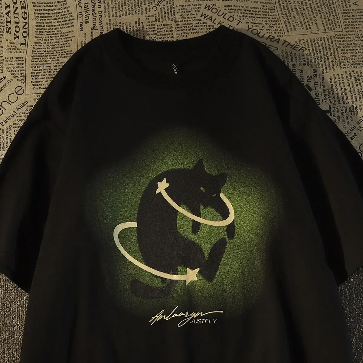 American Retro Cat Cotton Short Sleeved T-shirts for Men and Women Oversize Summer Loose Casual Couple Costume Y2k Clothes Top
American Retro Cat Cotton Short Sleeved T-shirts for Men and Women Oversize Summer Loose Casual Couple Costume Y2k Clothes Top