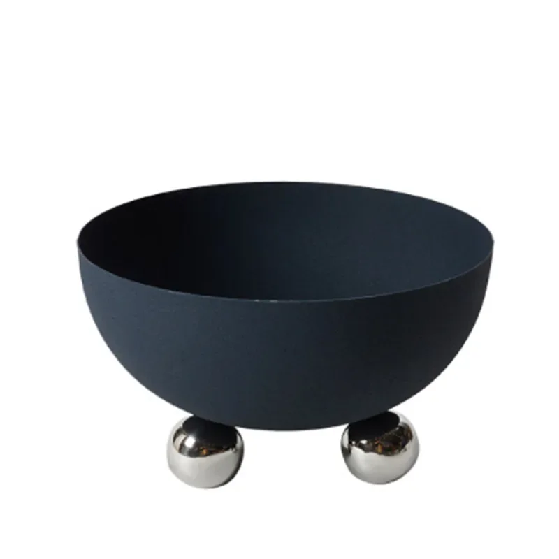 Frosted texture metal fruit plate, modern simple European light luxury wrought iron ornament model house creative tray
Frosted texture metal fruit plate, modern simple European light luxury wrought iron ornament model house creative tray