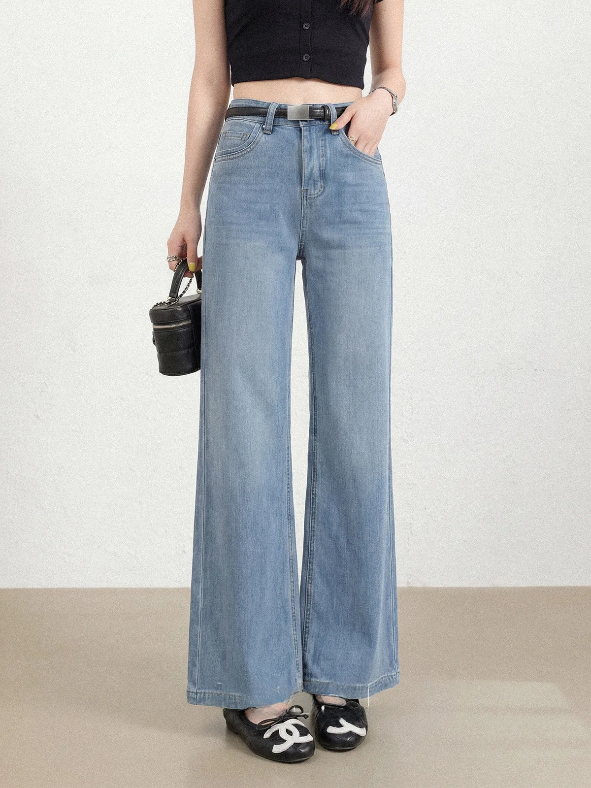 Washed Blue High Waist Wide Leg Jeans Women's Straight Cut Commute Fashion Summer New Arrival Vintage Style Pockets Zipper
Washed Blue High Waist Wide Leg Jeans Women's Straight Cut Commute Fashion Summer New Arrival Vintage Style Pockets Zipper